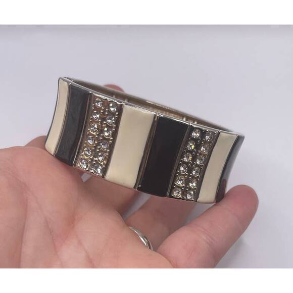 Black And White Striped With Rhinestone Cuff Statement Bracelet - Picture 4 of 4